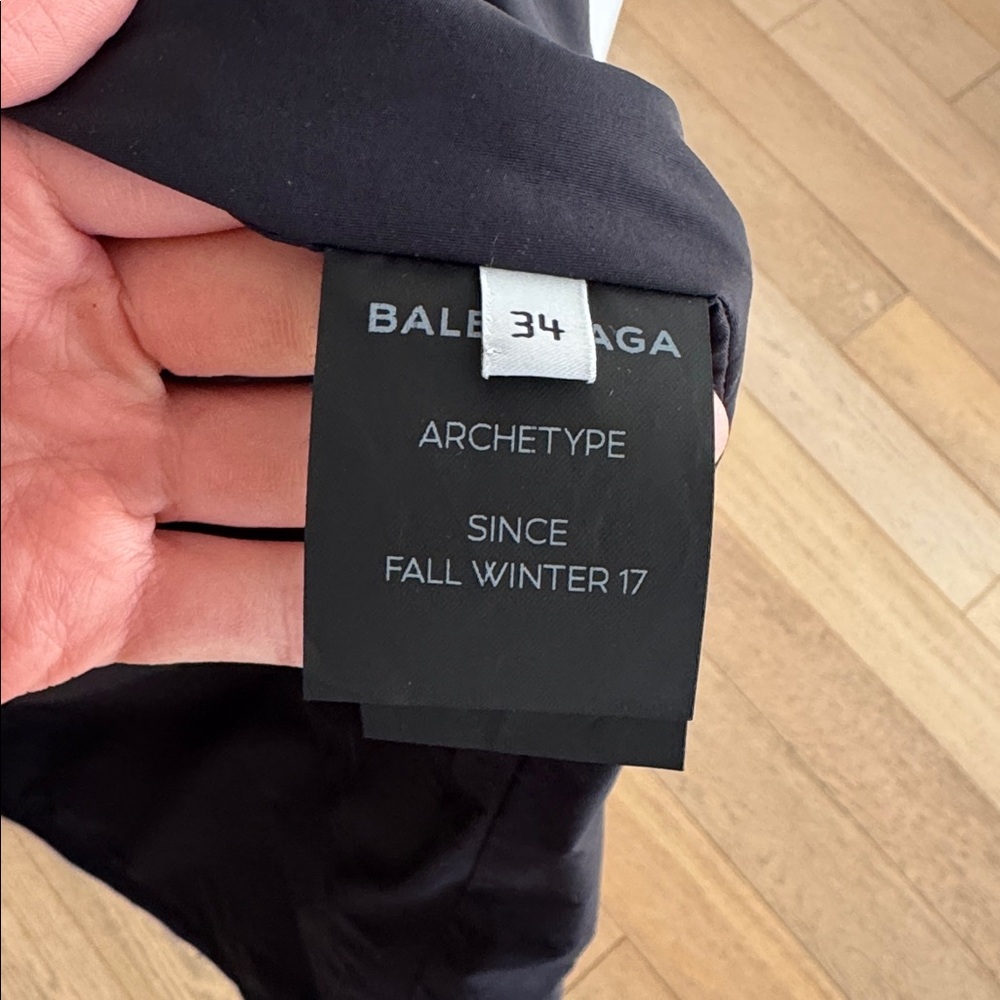 Balenciaga Black Hooded Coat - Picture 3 of 3